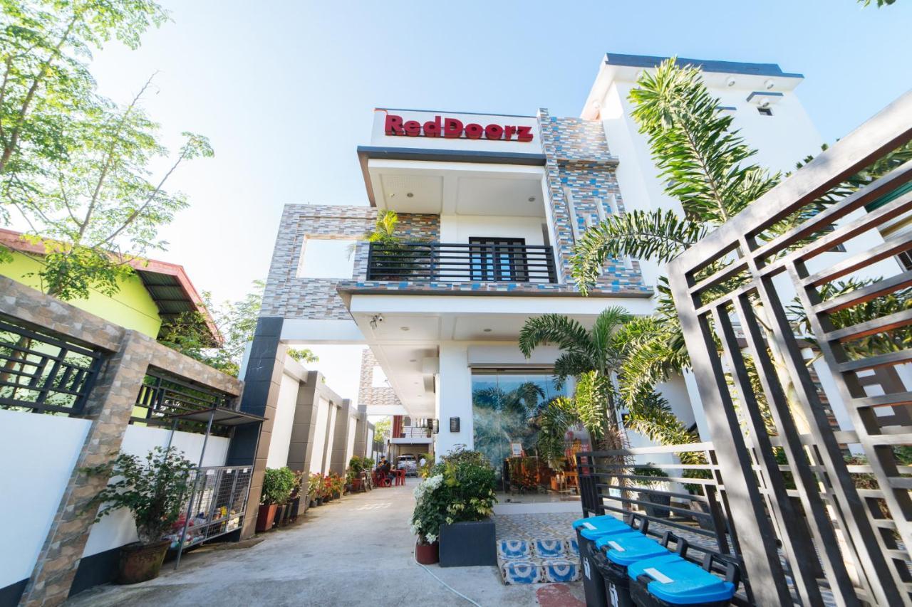 RedDoorz @ Bonifacio Extn Baler Aurora Hotel Exterior foto